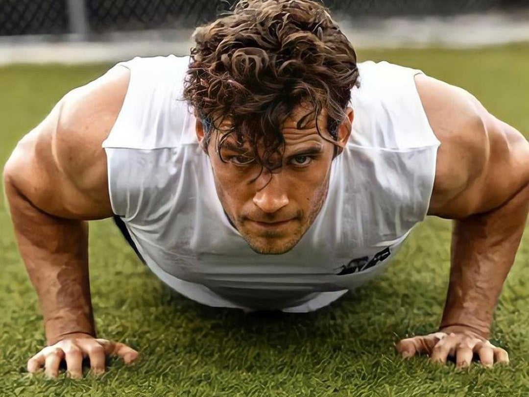Henry Cavill’s Recent Fitness Reveal Has Fans Asking: “Is He Training To Be The Next James Bond?”