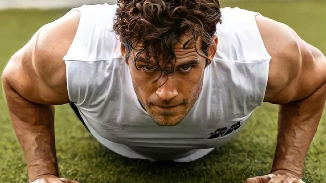 Henry Cavill’s Recent Fitness Reveal Has Fans Asking: “Is He Training To Be The Next James Bond?”