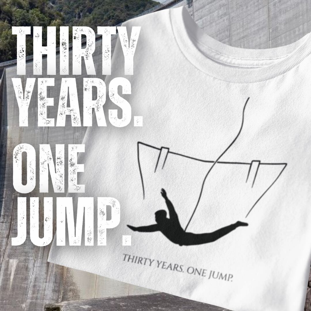 Thirty Years. One Jump T-Shirt SIS Training Gear White S 